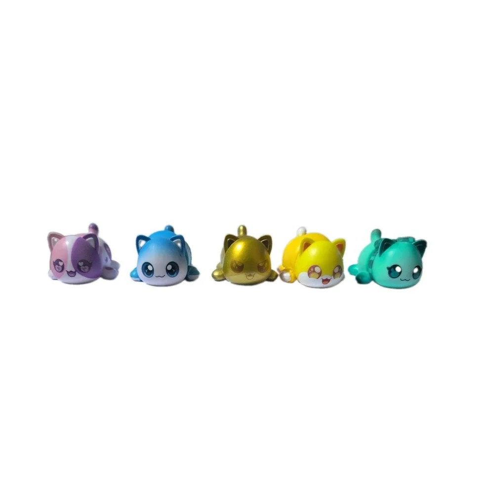 Aphmau Mystery MeeMeows Mini Figures Lot of 5 - Includes 3 GLOW IN THE DARK